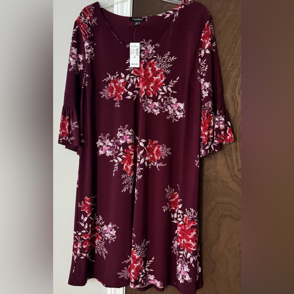 Dressbarn Women’s Plus Burgundy Floral Dress